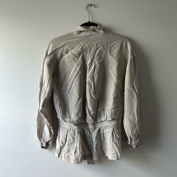 Left on Houston light grey lightweight silk jacket - Picture 5 of 5